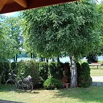 別荘 Letnisko Na Pierkunowie ギジツコ